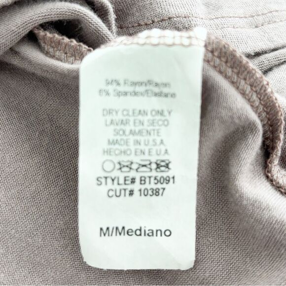 NWT Blue Blush Cape Jersey Top Lavender Womens Size Medium - Picture 6 of 9